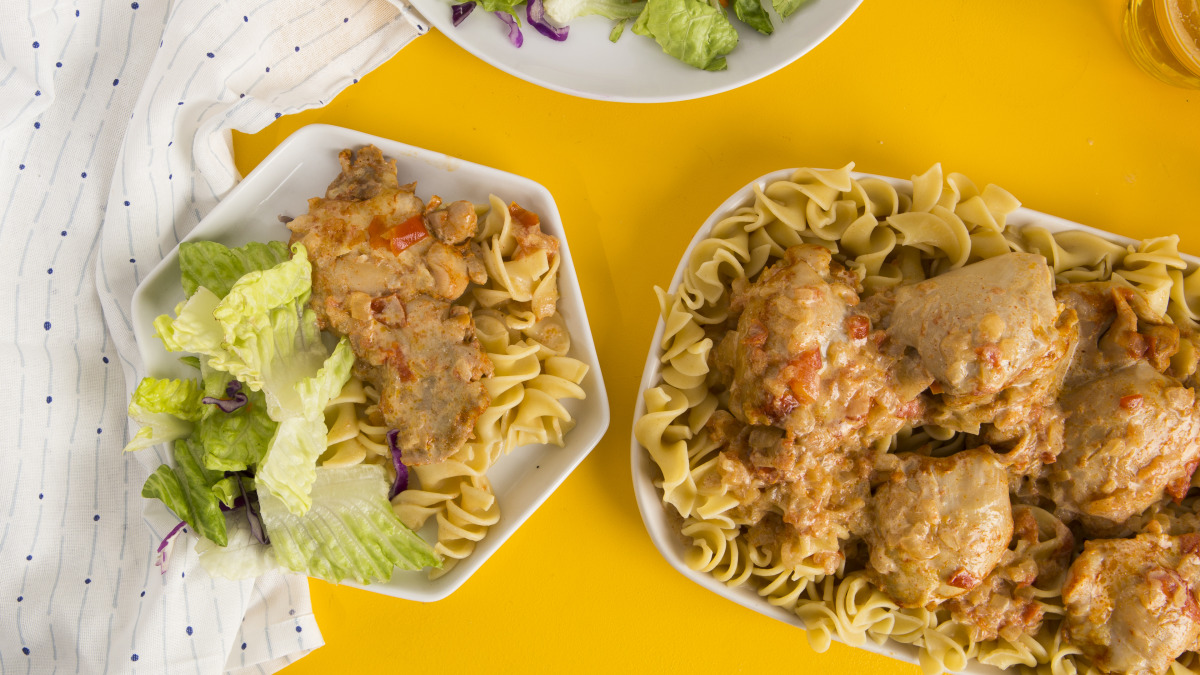 Hungarian chicken paprikash deals instant pot